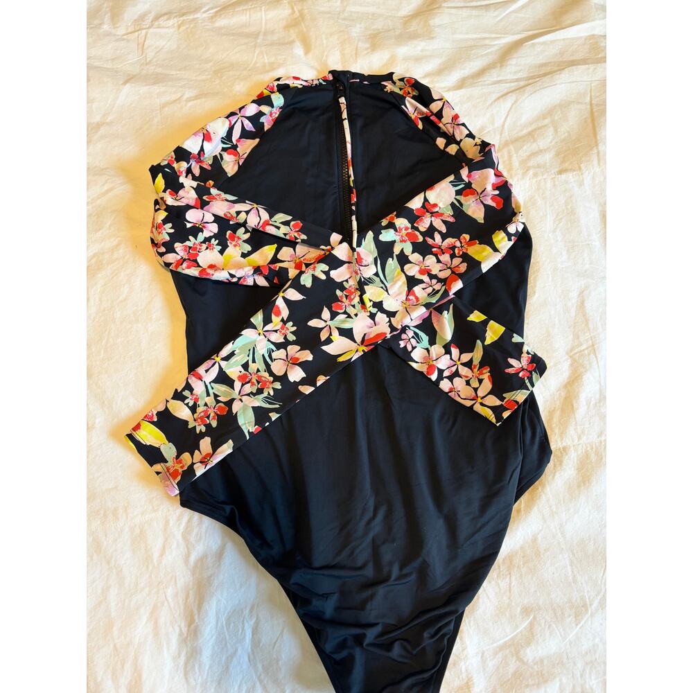 Roxy Basic Surfsuit - Picture 6 of 7